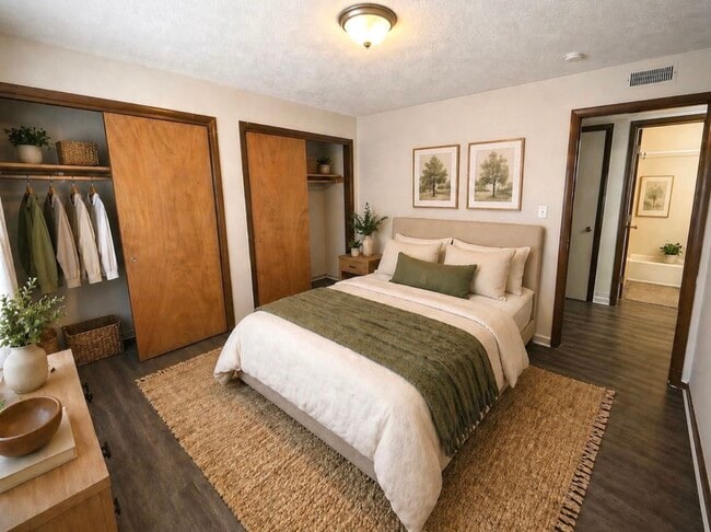 Photo - 616 S 19th St Unit 2 Bedroom Apartment Modern living