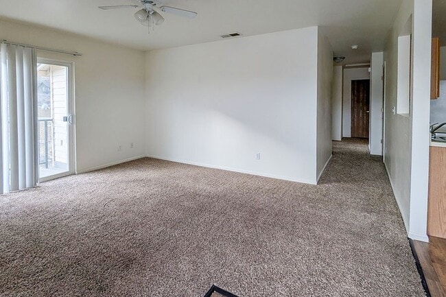 Photo - Eagles Nest Apartments