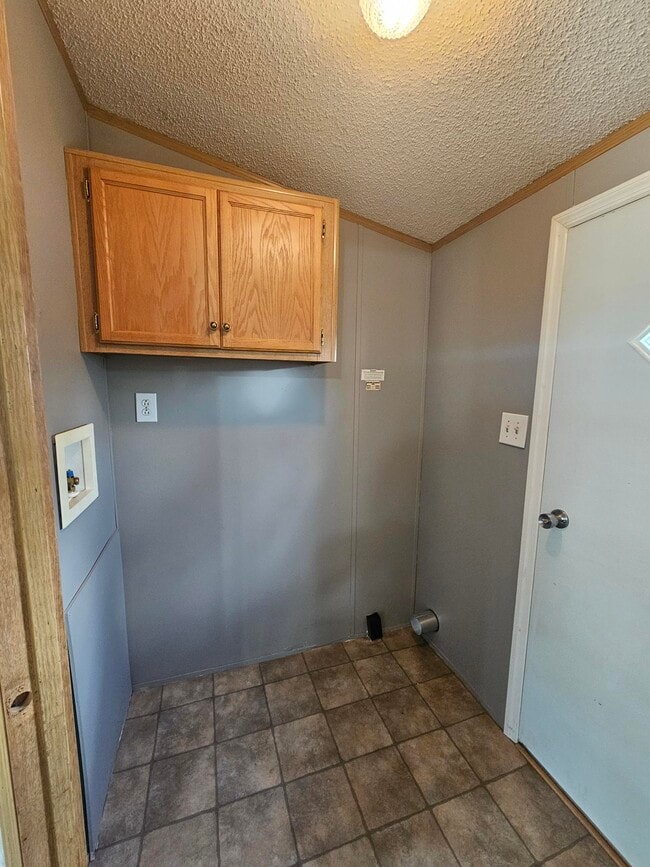 Photo - 442 Tulip Dr