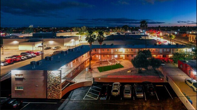 4302 E Bellevue St Unit B