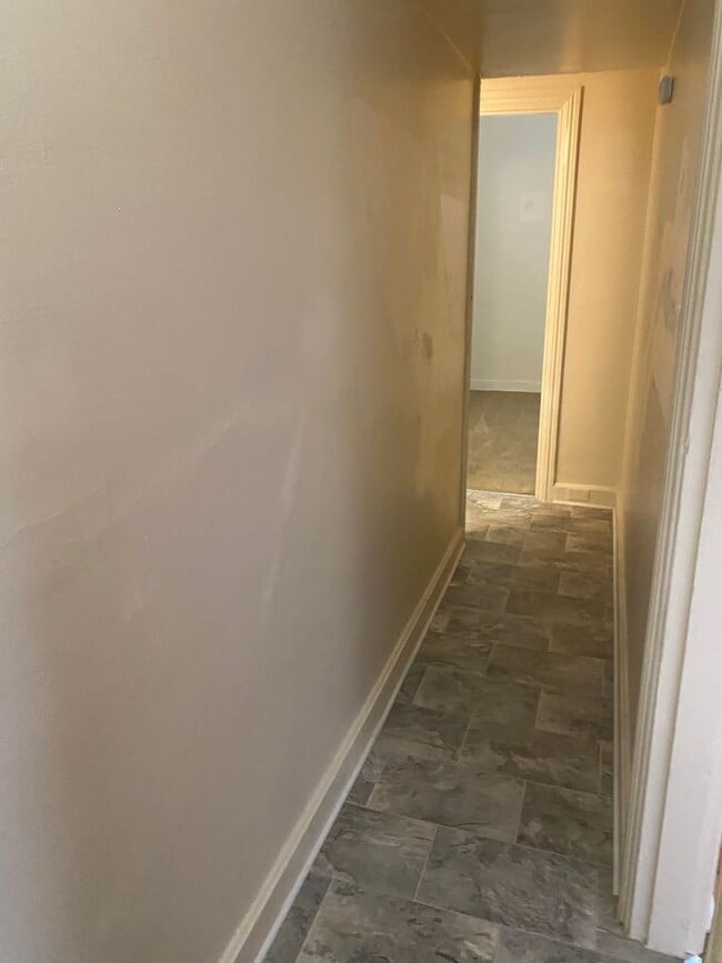 Photo - 209 N Bedford St Unit 02