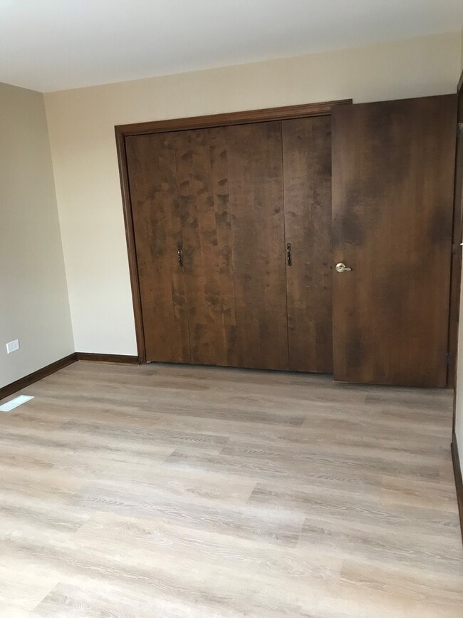 Dormitorio 1 - 654 Eletson Dr
