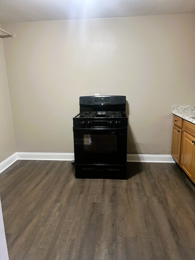 Unit 9 - Tipperary Hill Apartments