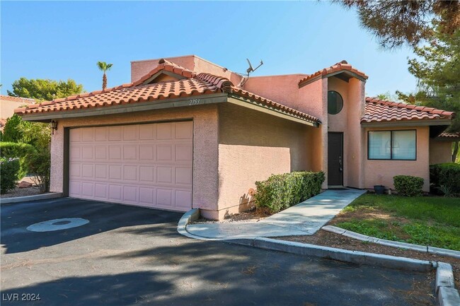 Photo - 2753 Laguna Shores Ln Townhome