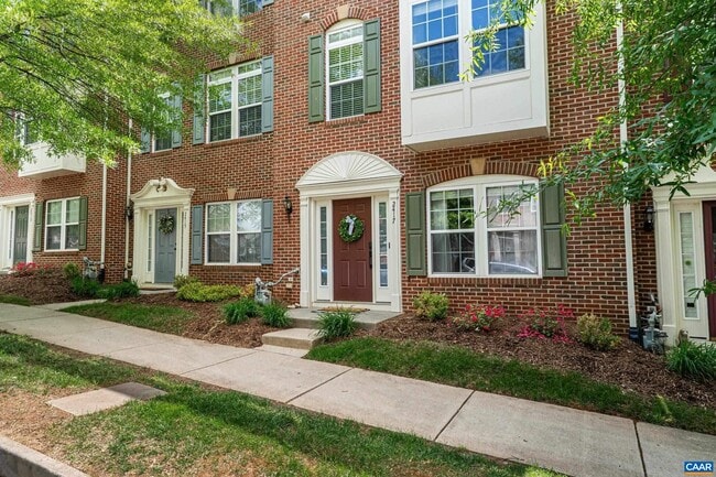 Photo - 2417 Abington Dr