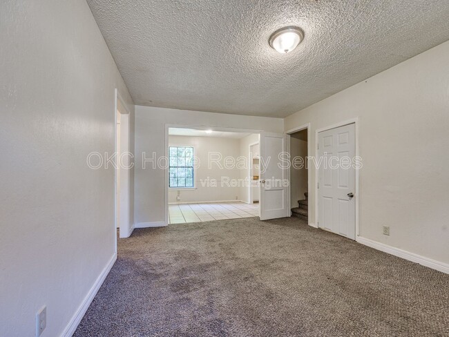 Photo - 3304 SE 19th St