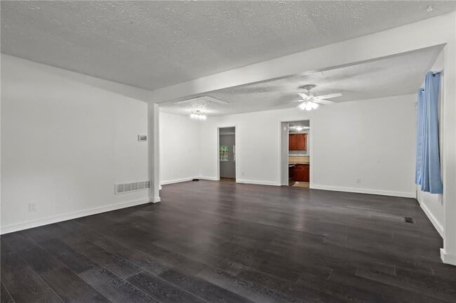 Photo - 317 Argus Cir NW