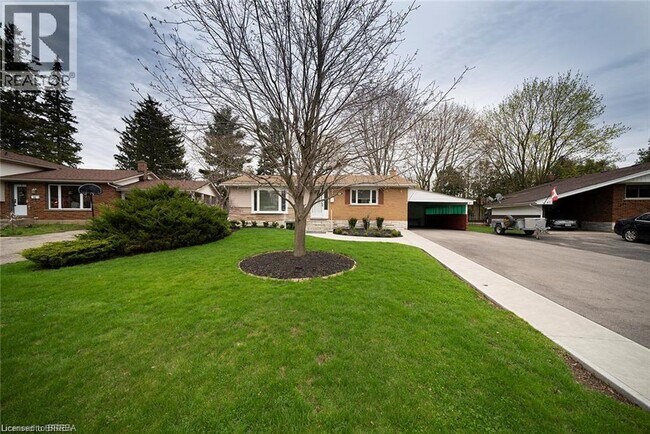 Photo - 49 Forsythe Ave