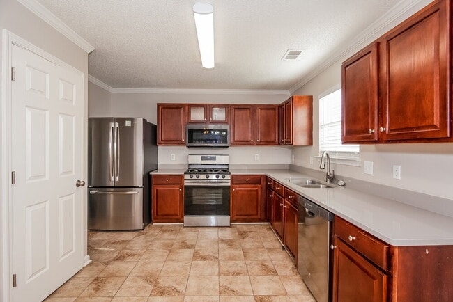 Photo - 6021 Pennycross Ln