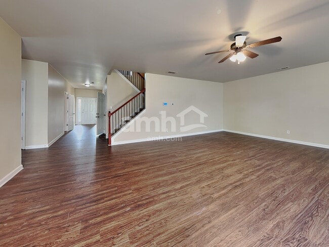 Photo - 148 Crescent Woode Dr