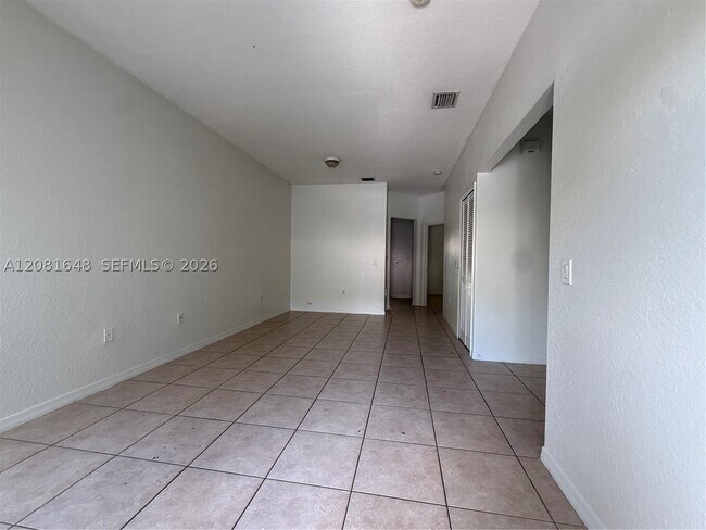 13276 Old Biscayne Dr Unit 305