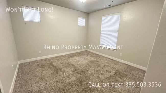 Photo - 3795 W 2280 N