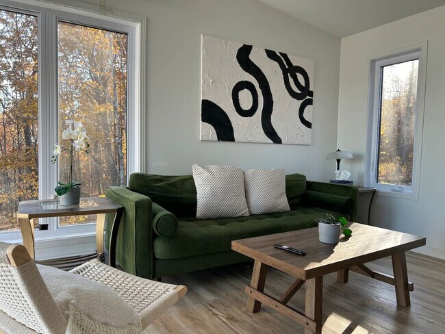 Photo - 94 Chem. des Martins Pêcheurs Unit ID1340591P