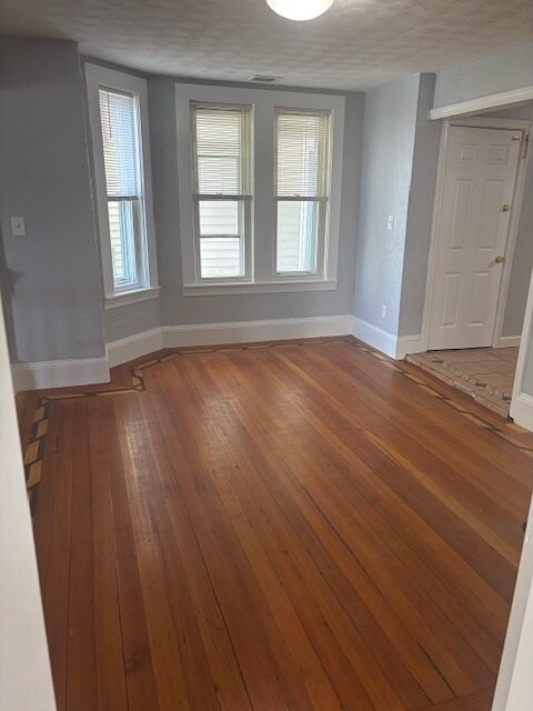 Photo - 1148 Bennington St Unit 1