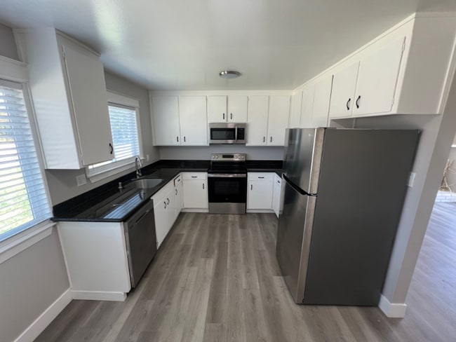 Photo - 803 El Portal Ave