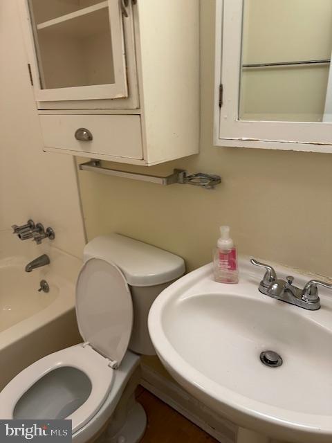 Photo - 909 O St NW Unidad 2