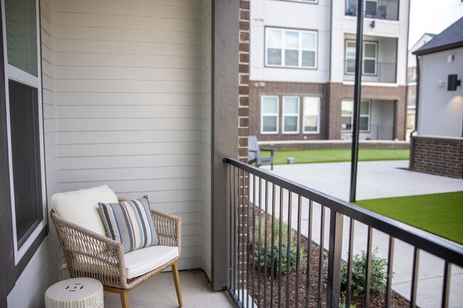 Patio privado con vista - Aspire at Sherman