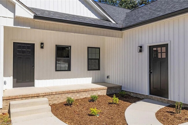 Photo - Earn Wealth While Leasing - Like a Homeowner - Lease to Own