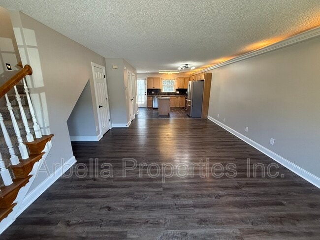 Photo - 1735 Blakewood Ct