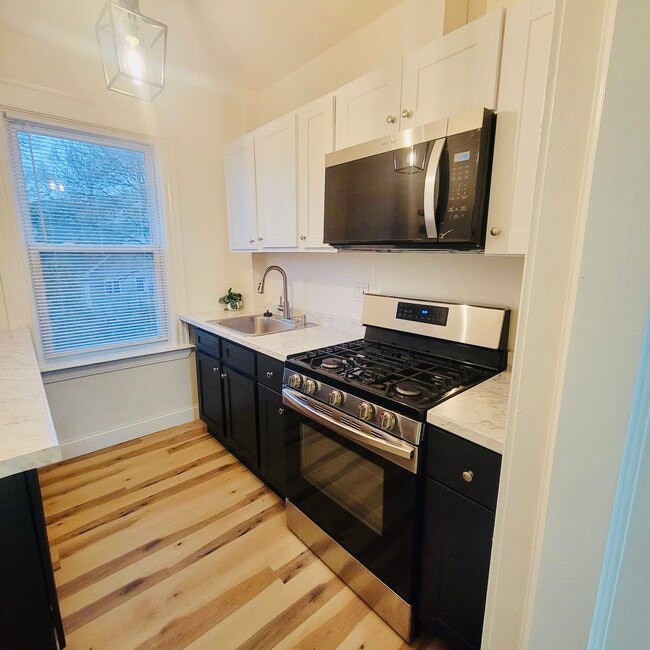 Photo - 19 Vale St Unit #2