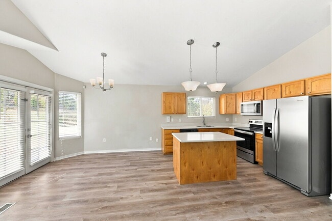 12682 Diamondback Dr