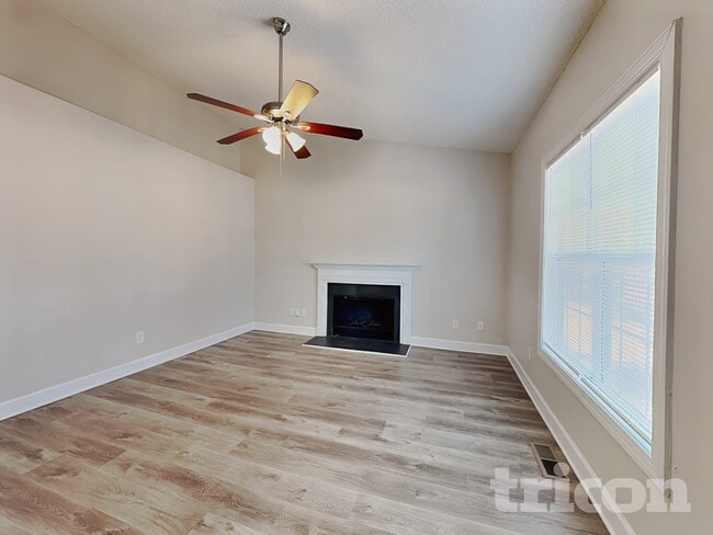 Photo - 812 Danley Ln