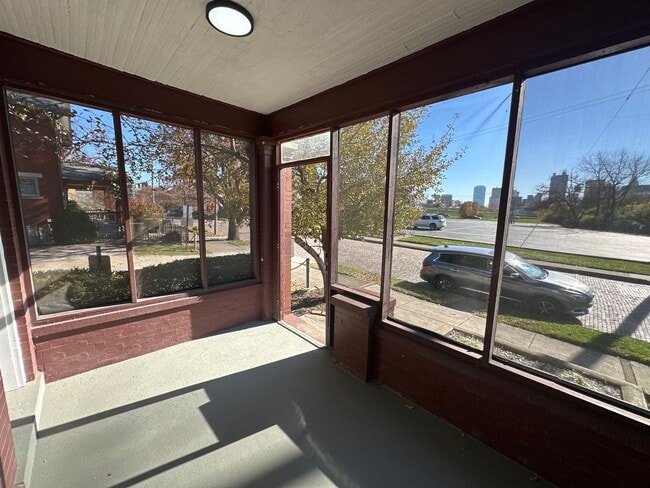 Photo - 138 E Lincoln St Unit 140