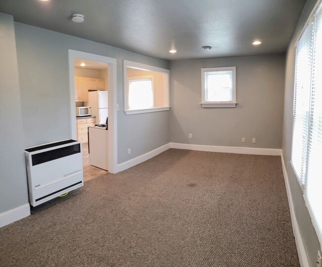 Building Photo - 1851 N Pulaski St Unit B