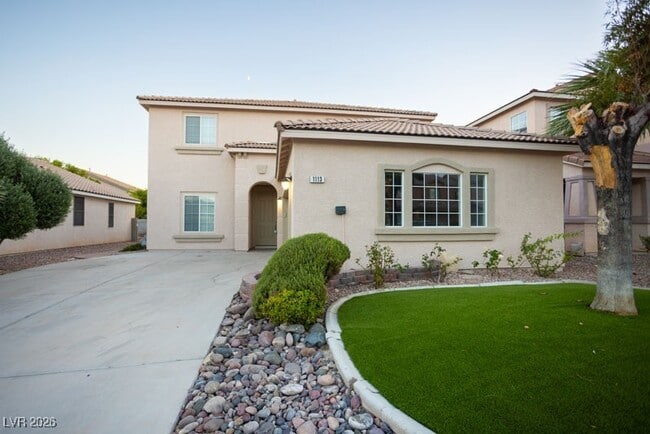 Photo - 1113 E Hammer Ln