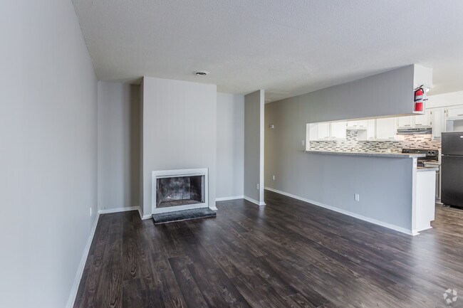 4 BR, 2.5 BA - 1800 SF - Living Room