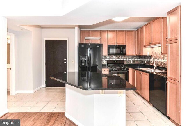 Photo - 851 N Glebe Rd Unit 1221