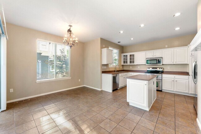 Photo - 10599 Atwood Cir