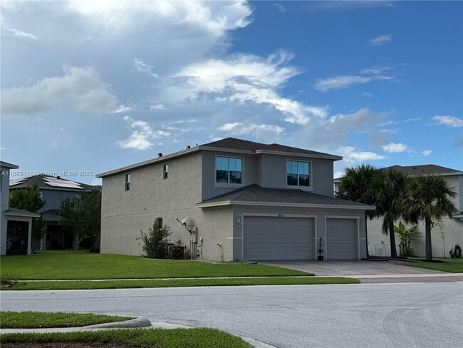 Photo - 1201 NW Leonardo Cir