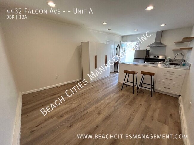 Building Photo - 4432 Falcon Ave Unit A