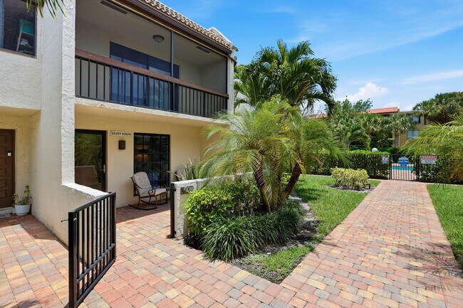 Photo - 721 SE 1st Way Unit C11