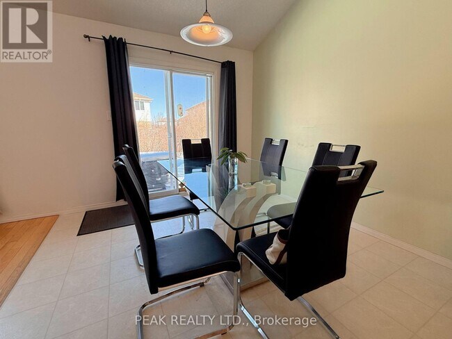 Photo - 360 Pastern Trail