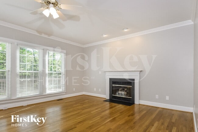 Photo - 11 Stonebury Ct