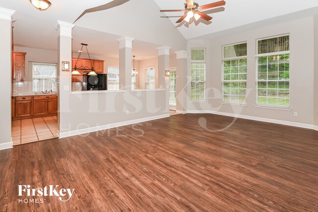 Photo - 5611 Branthurst Dr