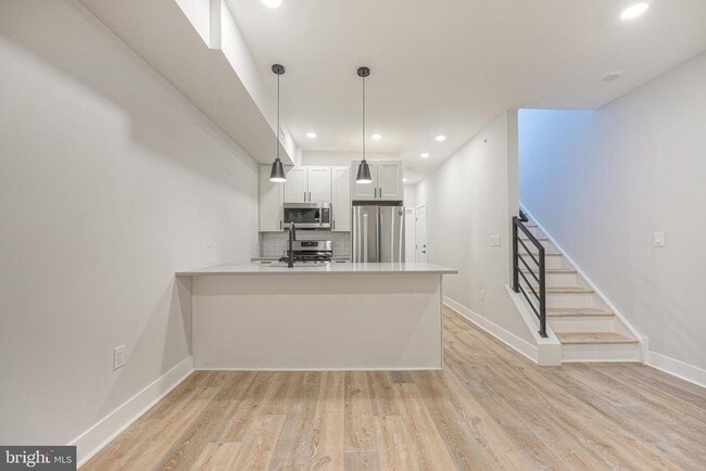 Building Photo - 1629 S 22nd St Unit 3