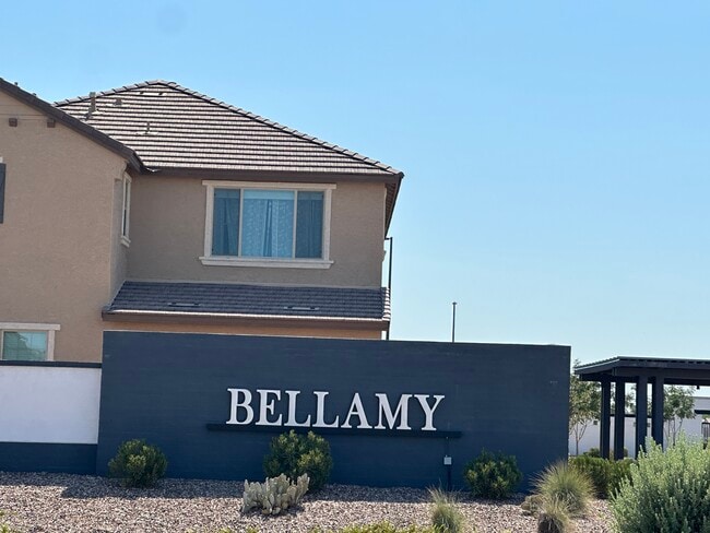 2551 E Pelican Dr