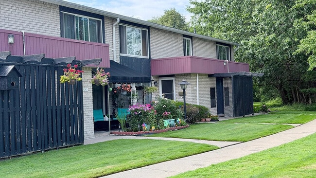 Building Photo - 8323 Karam Blvd Unit 4