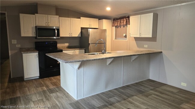 44 Crawford Dr