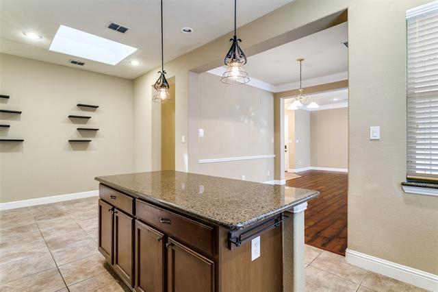 Photo - 224 Wallington Way