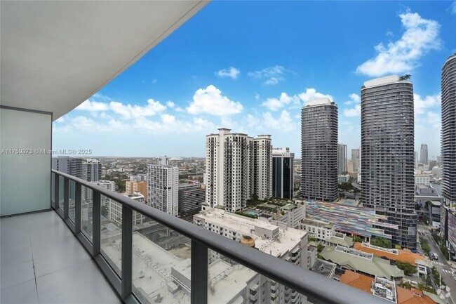 Building Photo - 1100S S Miami Ave Unit 2808 Rental