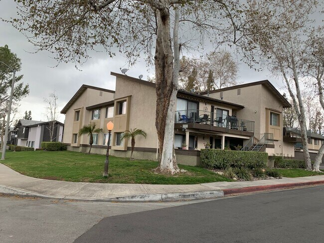 Redlands - Lovely 2 Bedroom unit-Move in S... - Redlands - Lovely 2 Bedroom unit-Move in S... Apartamento Unidad 16