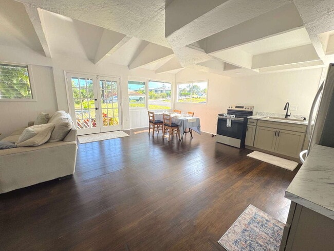 Photo - "Charming 3-Bed, Renovated Convenience on Ainaola Drive in Hilo!"