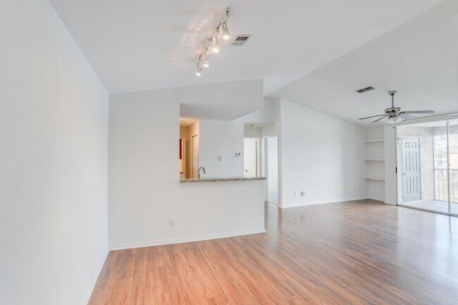 Photo - 8903 Latrec Ave Unit 3-306