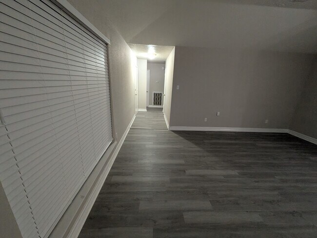 11818 Sawmill Stream Cir