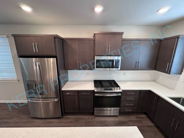 Spacious 3-Bedroom Townhouse with solar power in Happy Valley with 2.5 Bathrooms & 2105 Sq Ft of ...