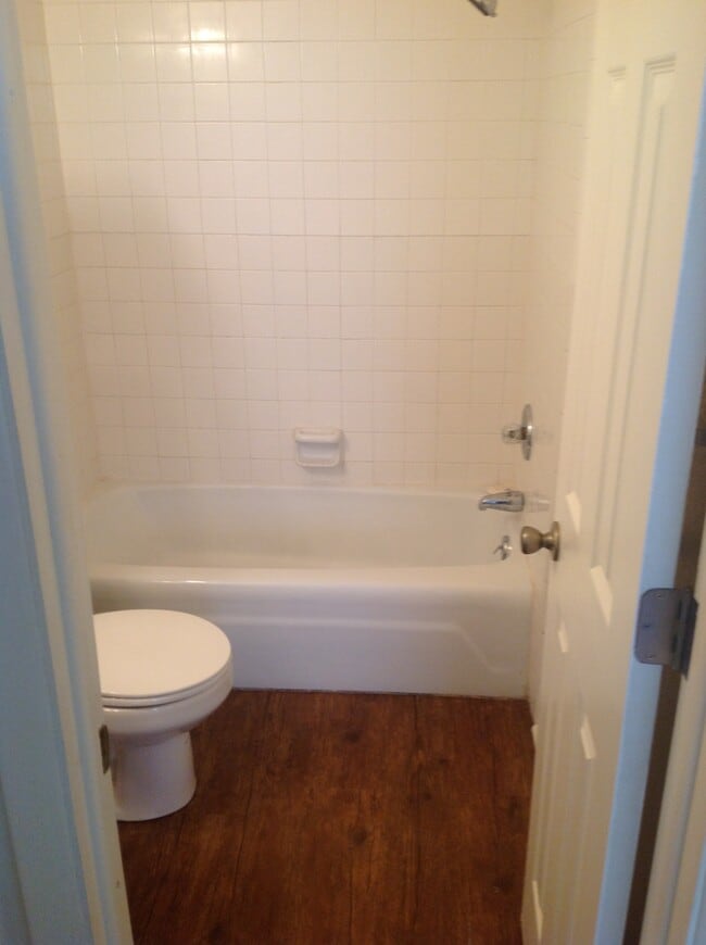 Photo - 1517 Cameo St